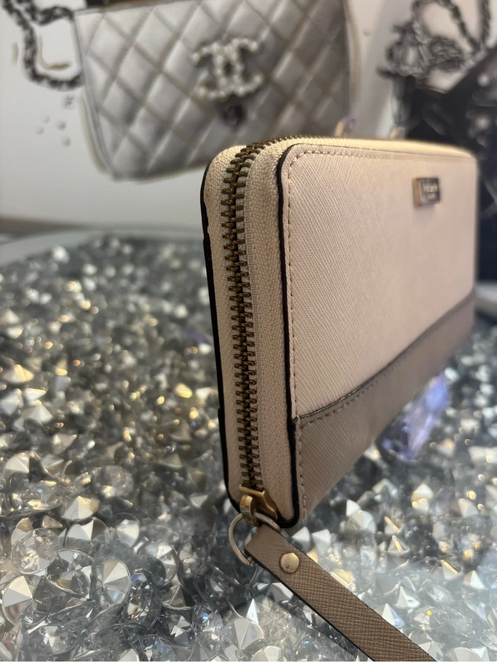 Kate Spade New York Laurel Way or Neda zip-around wallet EUC - Picture 6 of 11